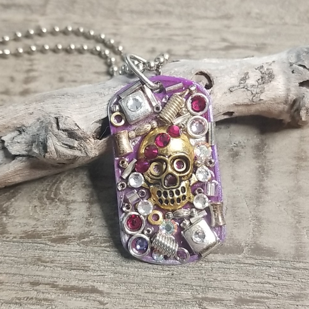 Skull Trinket Dogtag necklace